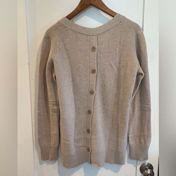 Banana Republic Sweaters - Banana Republic Filpucci Italian Yarn V-Neck Back Button Sweater XL